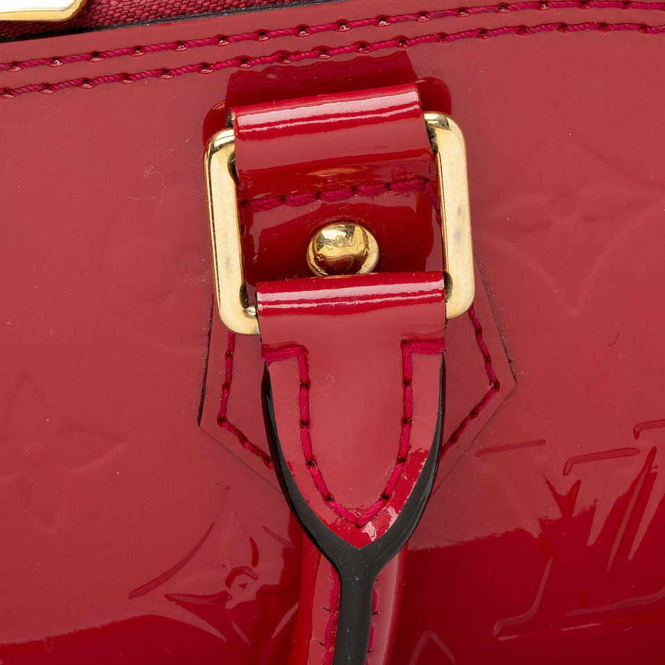 Louis Vuitton Monogram Vernis Alma PM Satchel (SHF-aJkS4O)