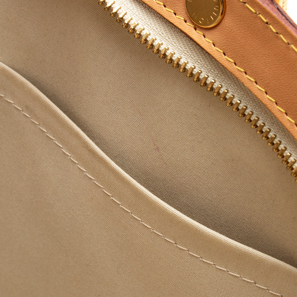 Louis Vuitton Monogram Vernis Brea MM Satchel (SHF-20211)