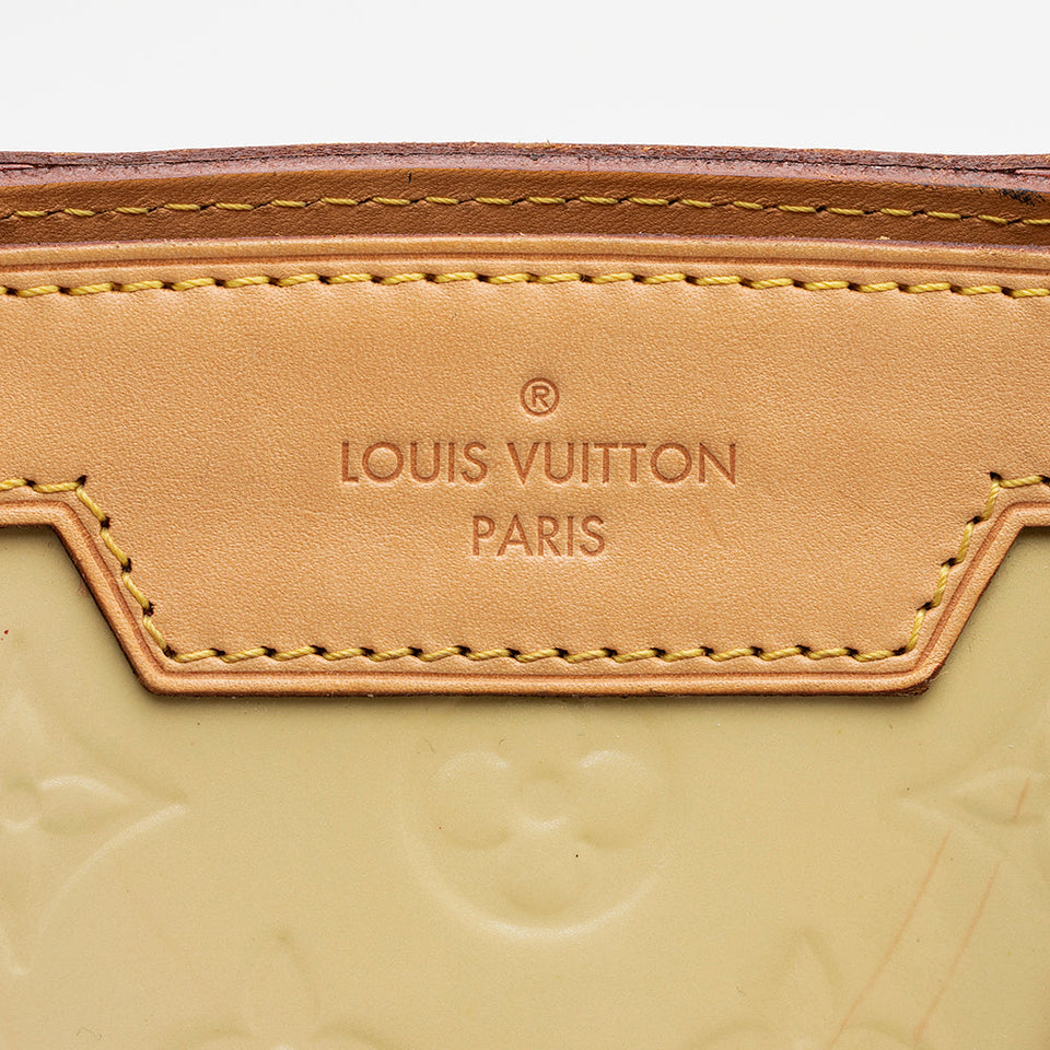 Louis Vuitton Monogram Vernis Brea MM Satchel (SHF-20211)
