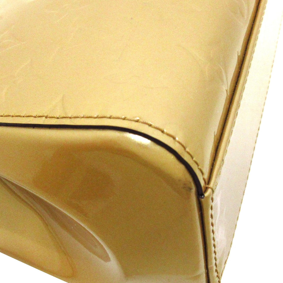 Louis Vuitton Monogram Vernis Brea PM (SHG-37406)