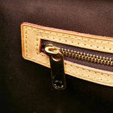 Louis Vuitton Monogram Vernis Brea (SHG-34282)