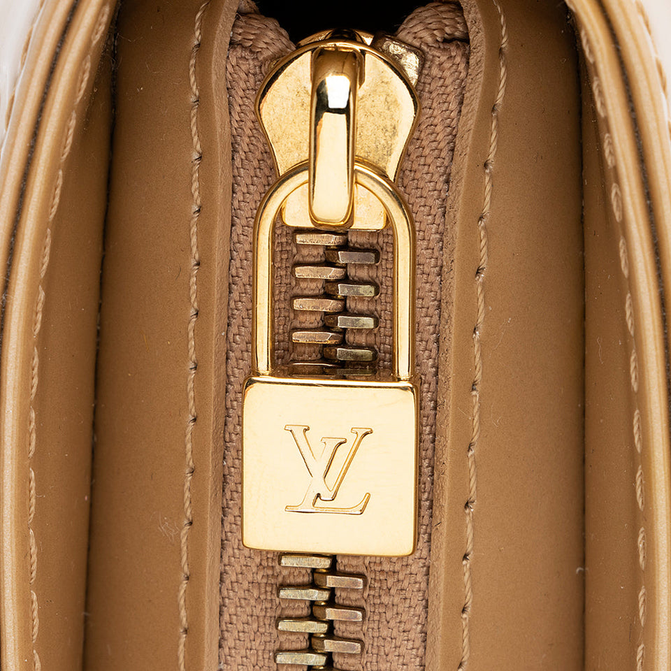 Louis Vuitton Monogram Vernis Houston Tote (SHF-21279)
