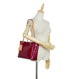 Louis Vuitton Monogram Vernis Long Beach PM (SHG-54rzAh)