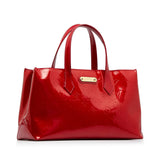 Louis Vuitton Monogram Vernis Wilshire PM (SHG-a7HjnB)