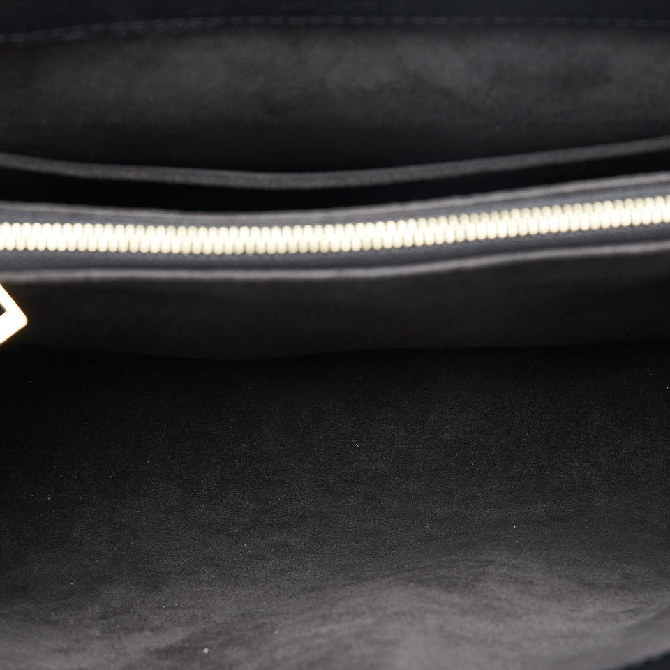 Louis Vuitton Monogram Very One Handle (SHG-VxcI9k)