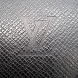 Louis Vuitton Taiga Andrei (SHG-0suZWV)
