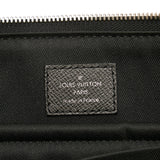 Louis Vuitton Taiga Anton Briefcase (SHG-QDJcXn)
