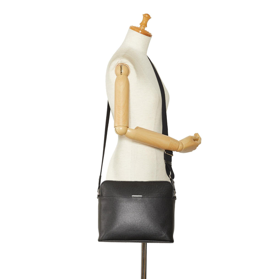 Louis Vuitton Taiga Anton Messenger PM (SHG-QmN9Ao)