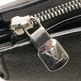Louis Vuitton Taiga Anton Soft Briefcase (SHG-35900)