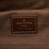 Louis Vuitton Taiga Beloukha (SHG-33800)