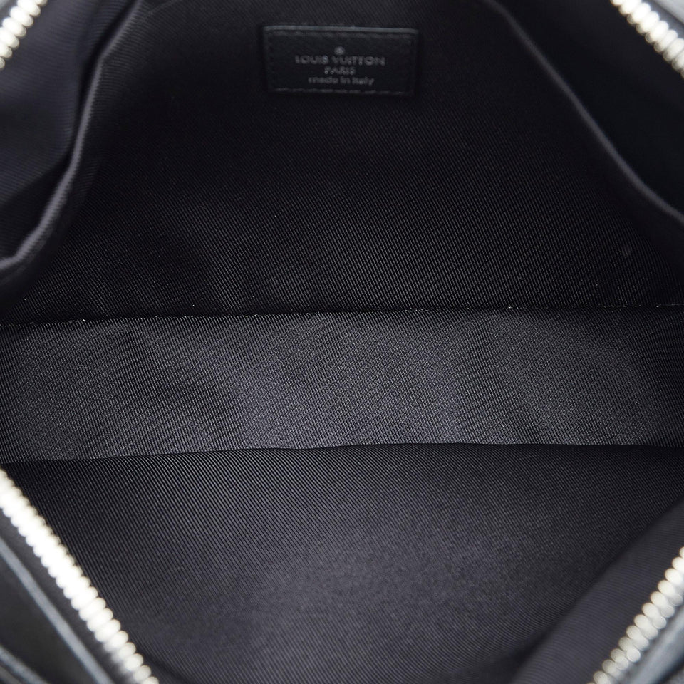 Louis Vuitton Taiga Outdoor Messenger (SHG-6BNpFk)