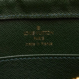 Louis Vuitton Taiga Pochette Baikal (SHG-LpJrgk)