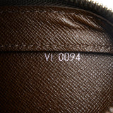 Louis Vuitton Taiga Pochette Baikal (SHG-hxtiT9)