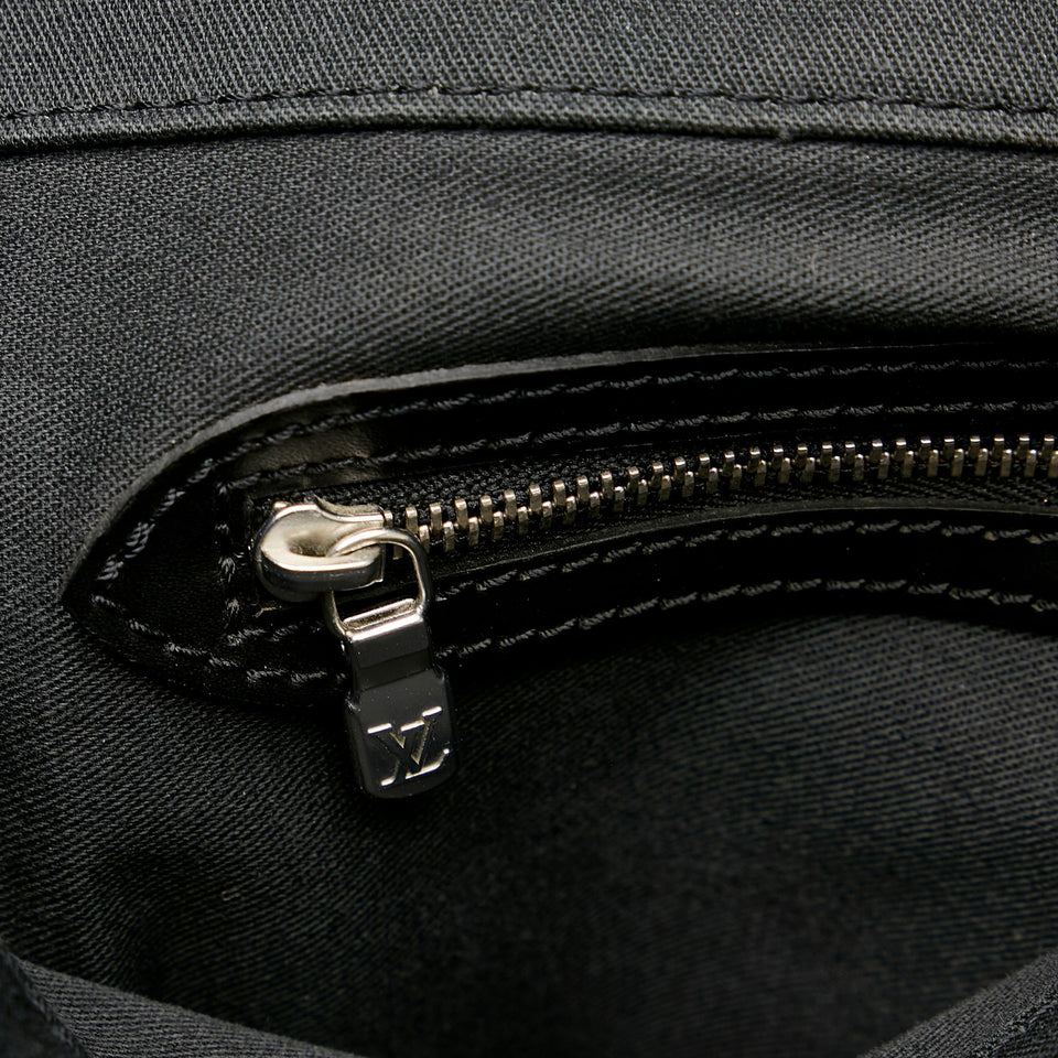 Louis Vuitton Taiga Viktor (SHG-jHeQnK)