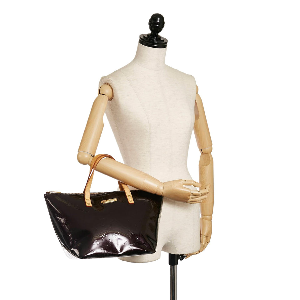 Louis Vuitton Vernis Bellevue PM (SHG-34233)