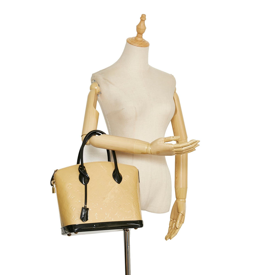 Louis Vuitton Vernis Lockit PM (SHG-slWIOV)