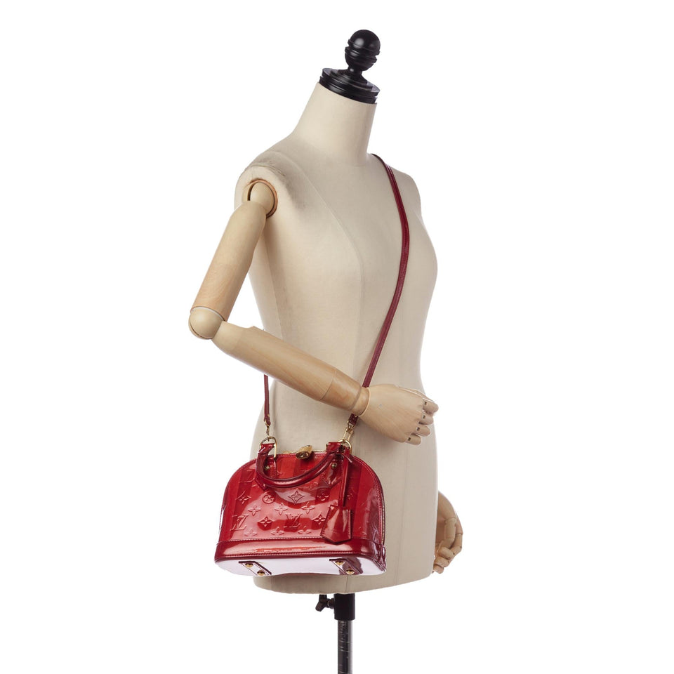 Louis Vuitton Vernis Rayures Alma BB (SHG-35013)