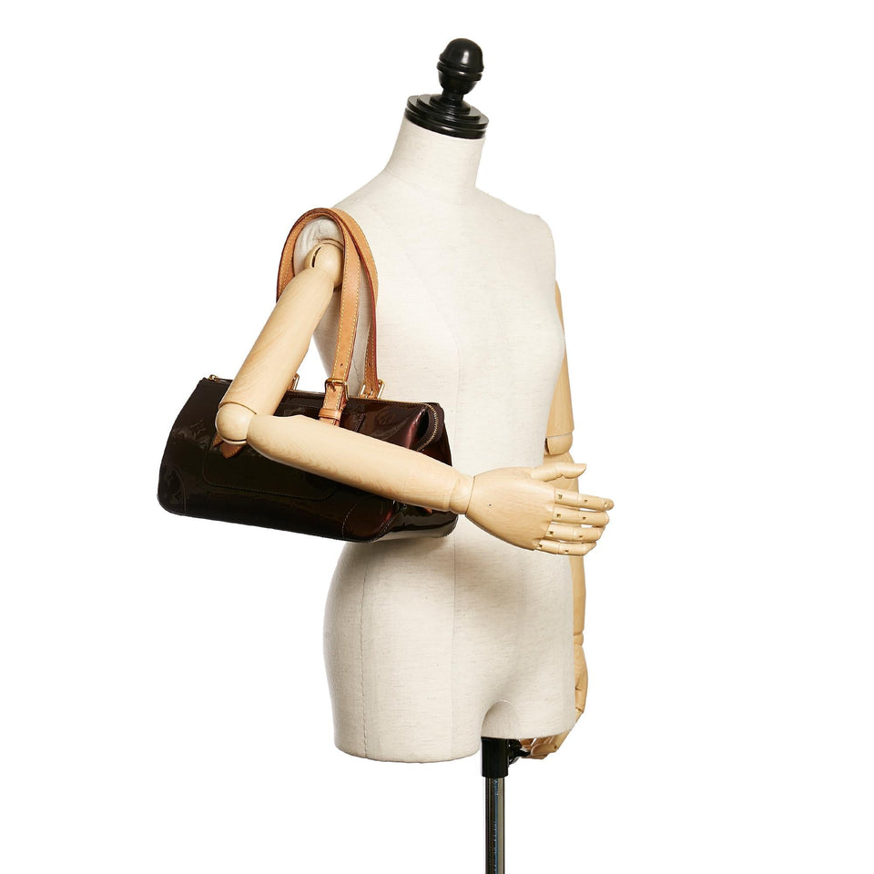 Louis Vuitton Vernis Rosewood (SHG-36310)