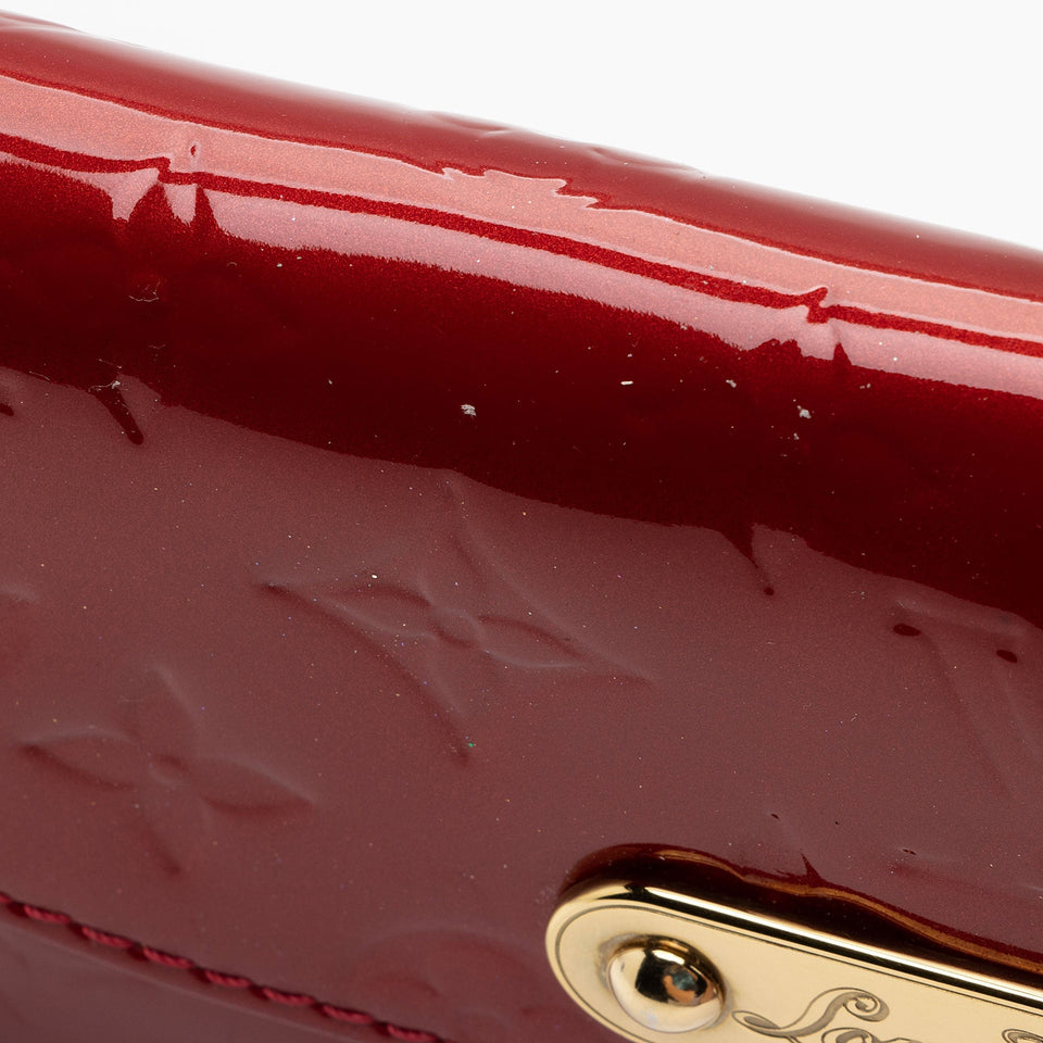 Louis Vuitton Vernis Sunset Boulevard Clutch (SHF-vYawfW)