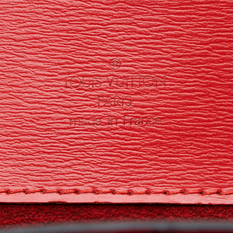 Louis Vuitton Vintage Epi Leather Cluny Shoulder Bag (SHF-19545)