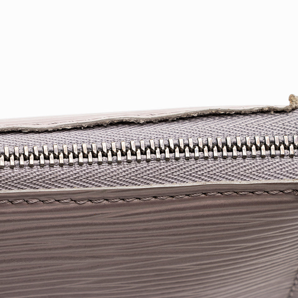 Louis Vuitton Vintage Epi Leather Pochette 21 Accessoires (SHF-17456)
