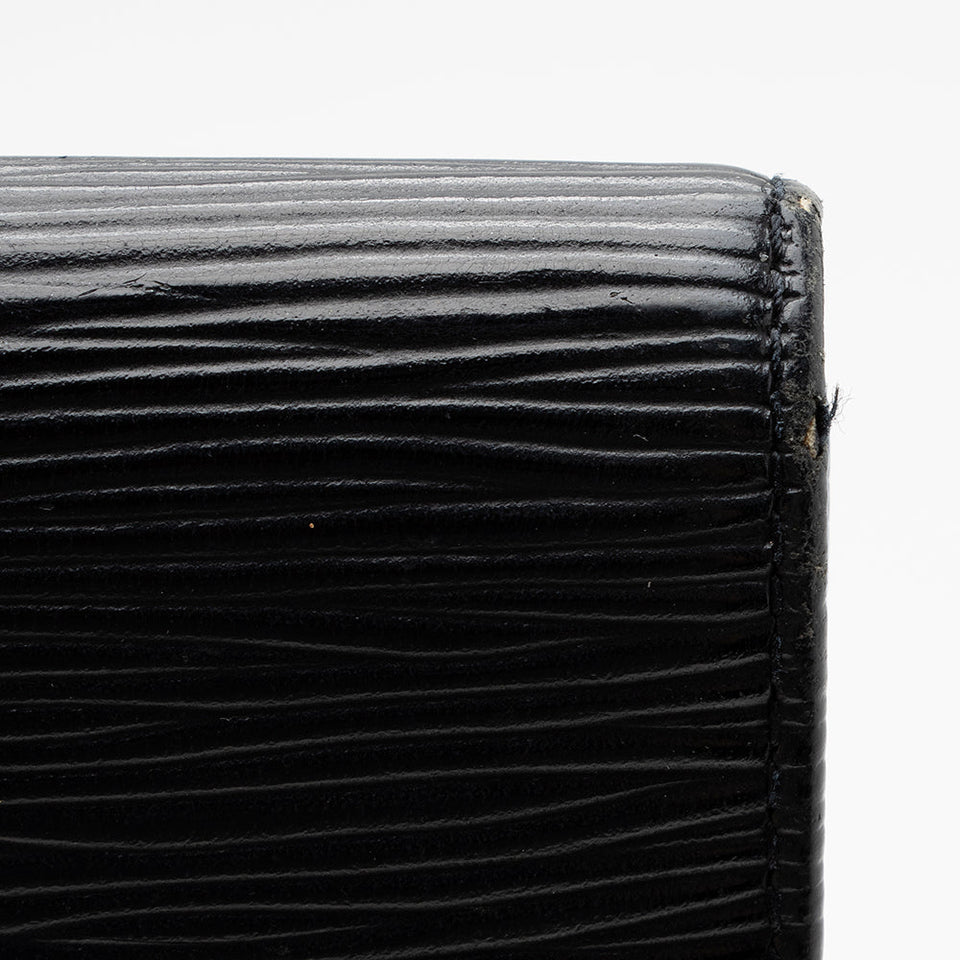 Louis Vuitton Vintage Epi Leather Porte Tresor International Wallet - FINAL SALE (SHF-15360)