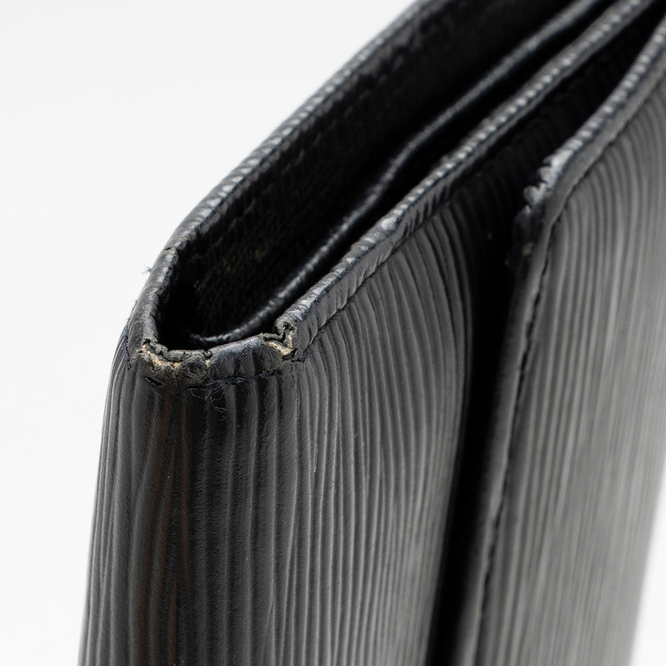 Louis Vuitton Vintage Epi Leather Porte Tresor International Wallet - FINAL SALE (SHF-15360)