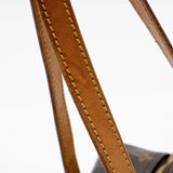 Louis Vuitton Vintage Monogram Canvas Cite MM Shoulder Bag (SHF-rVfRsp)