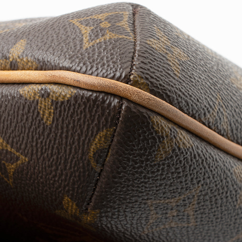 Louis Vuitton Vintage Monogram Canvas Musette Tango Shoulder Bag (SHF-20774)