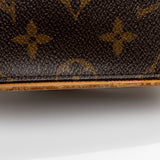 Louis Vuitton Vintage Monogram Canvas Pochette Twin GM Shoulder Bag (SHF-ou7kwX)