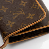 Louis Vuitton Vintage Monogram Canvas Pochette Twin GM Shoulder Bag (SHF-ou7kwX)