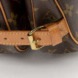 Louis Vuitton Vintage Monogram Canvas Saumur 30 Messenger Bag (SHF-21277)