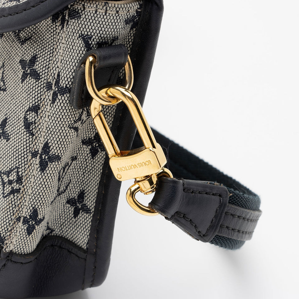 Louis Vuitton Vintage Monogram Mini Lin Marjorie Shoulder Bag (SHF-xcEqlt)