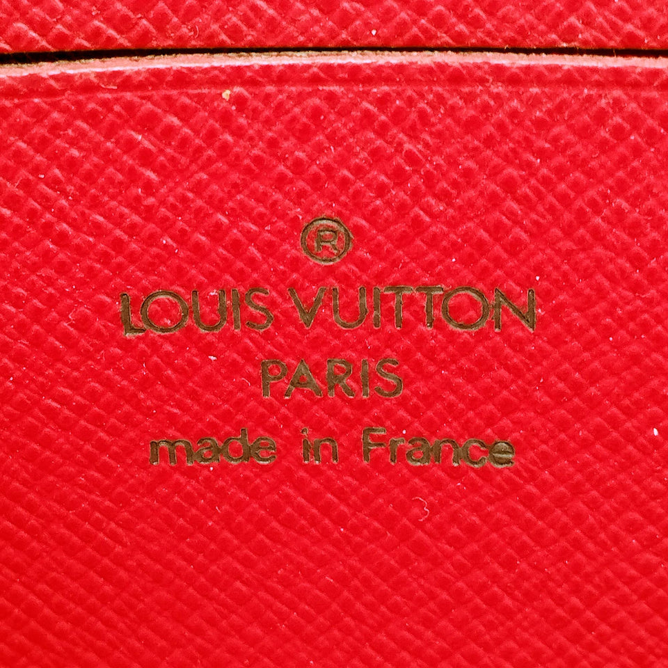 Louis Vuitton x Takashi Murakami Monogram Cerises Zippy (SHG-XVFROn)