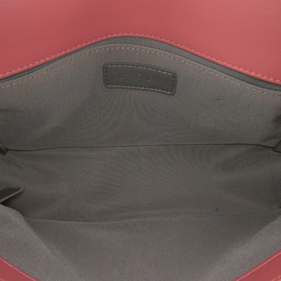 Chanel Boy Flap Medium Pink Chevron Lambskin Silver