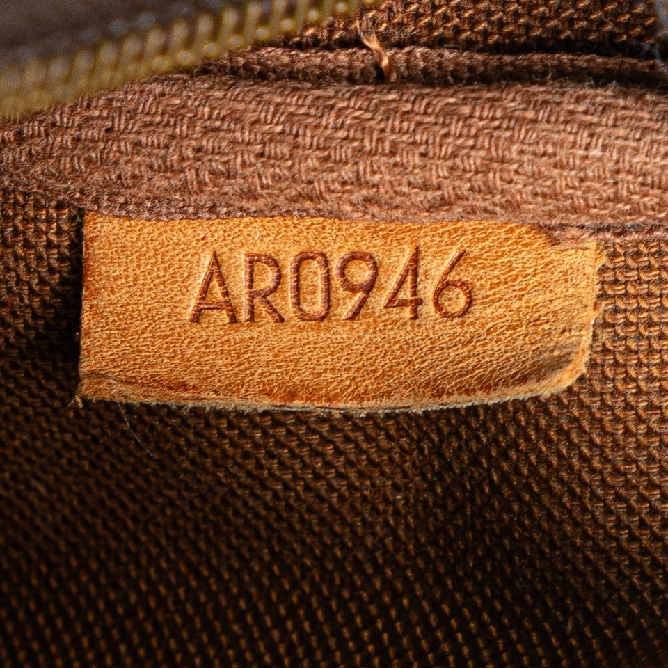Brown Louis Vuitton Monogram Pochette Accessoires Shoulder Bag