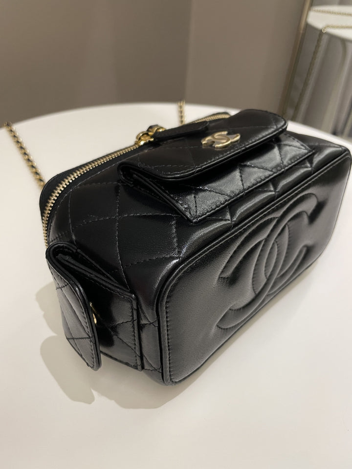 Chanel Polly Pocket Multi Pocket Vanity Case Bag Black Glazed Lambskin