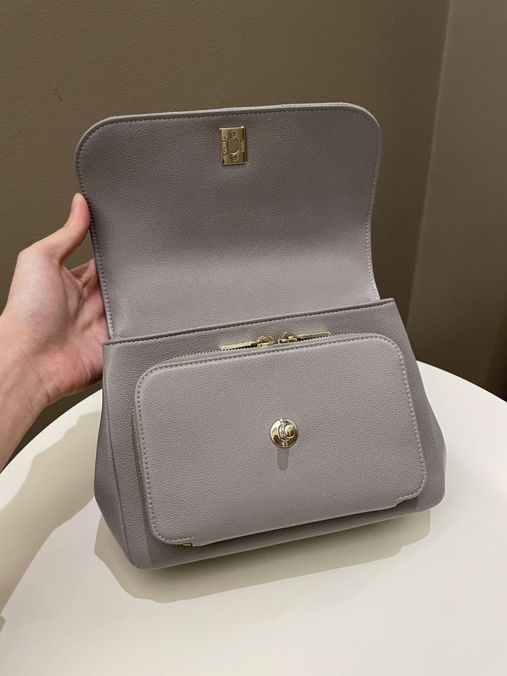 Chanel Business Affinity Flap Grey Caviar