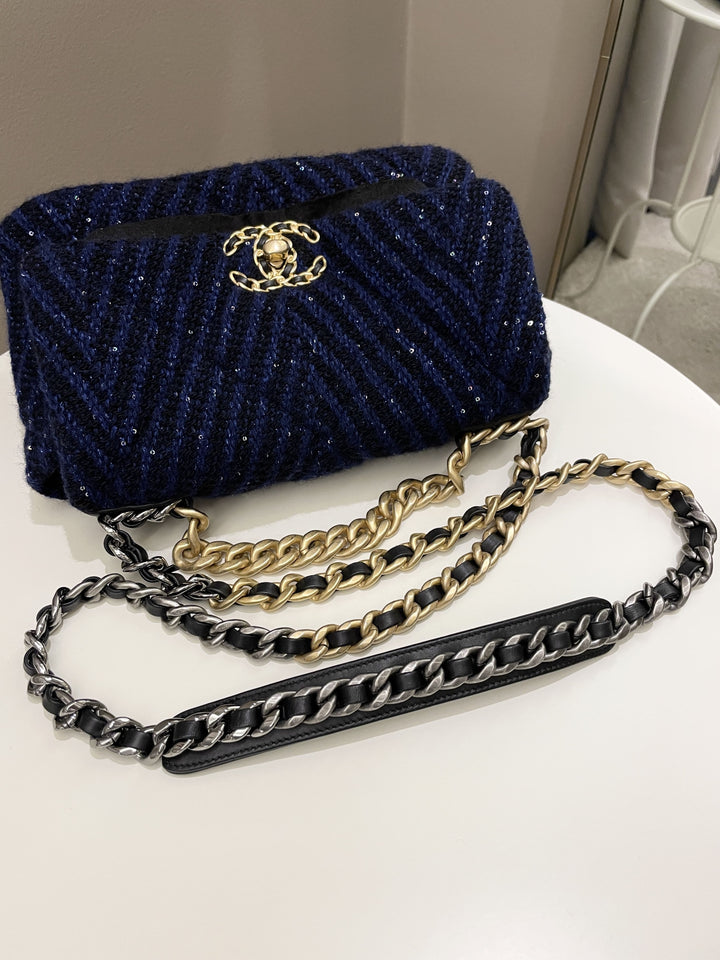 Chanel 19 Flap Bag Black / Blue Tweed Sequin