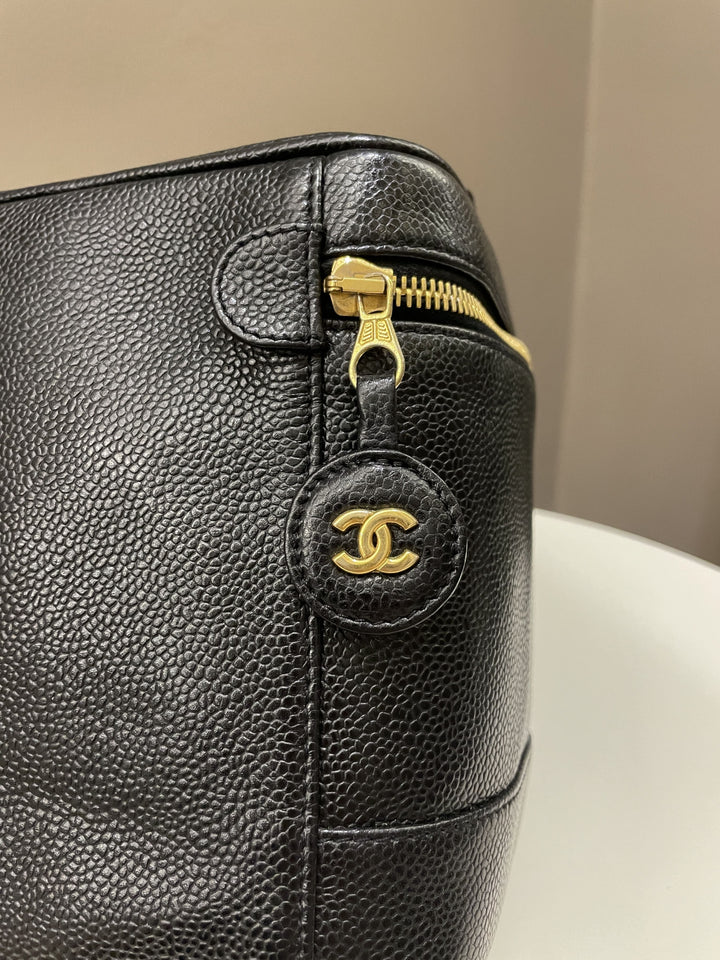 Chanel Vintage Vanity Black Caviar