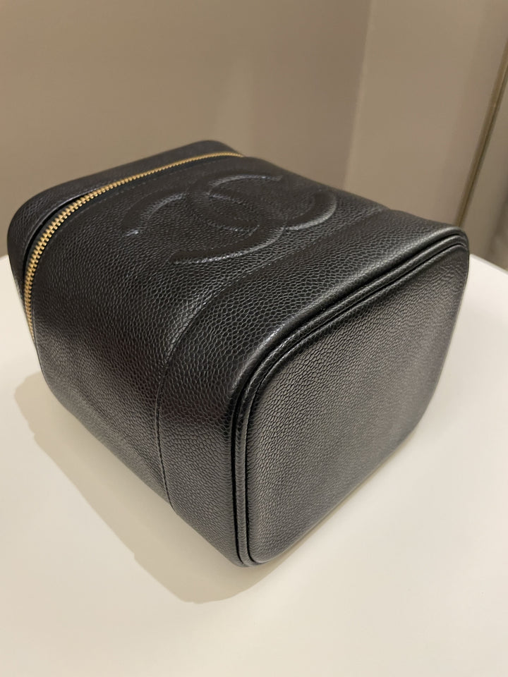 Chanel Vintage Vanity Black Caviar