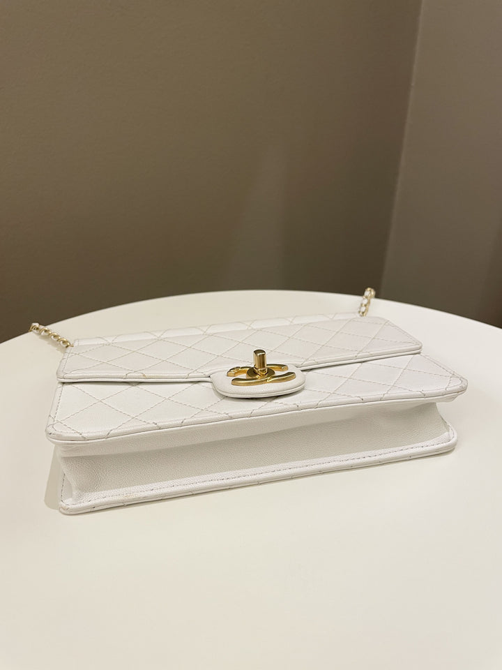 Chanel Pearl Chain Flap Bag White Stiff Lambskin