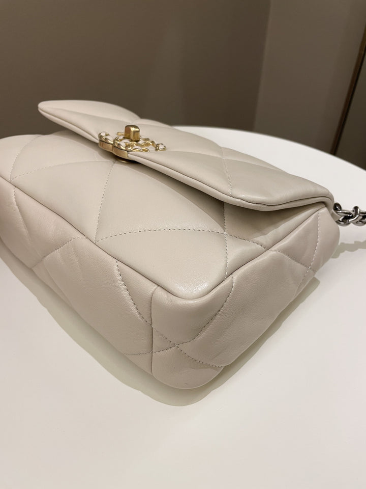 Chanel 19 Flap Bag Beige Lambskin