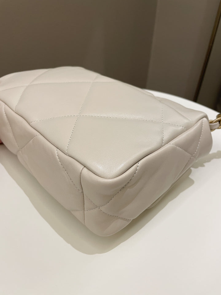 Chanel 19 Flap Bag Beige Lambskin