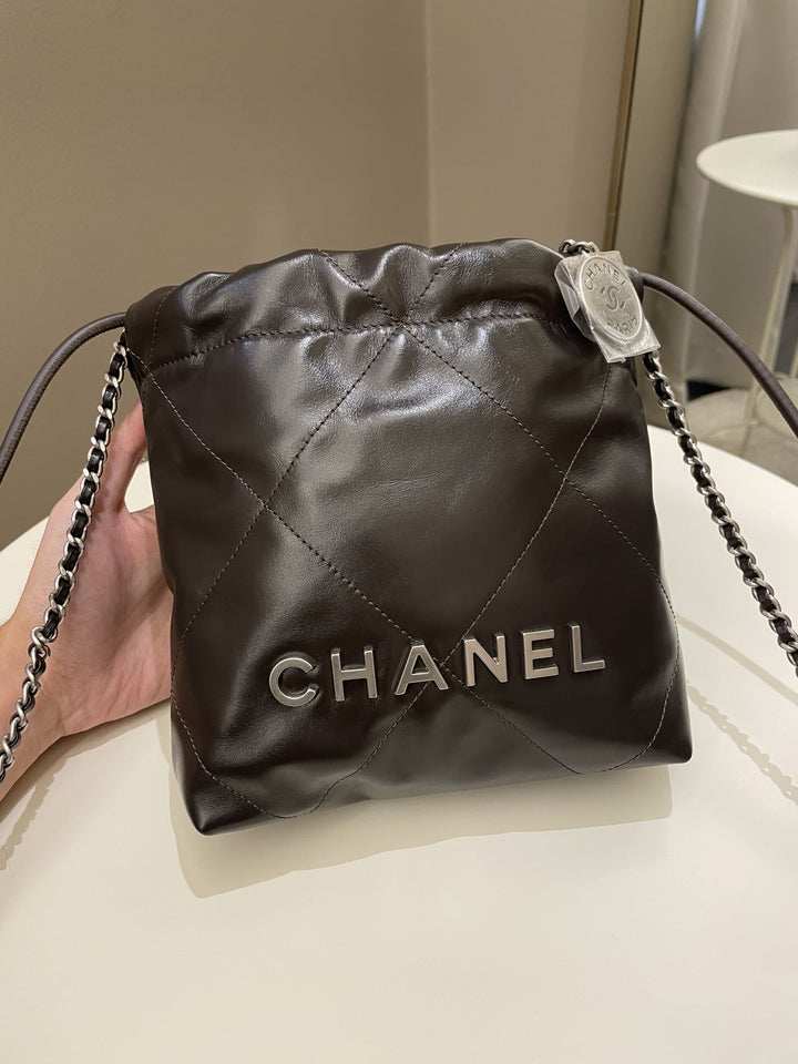 Chanel 22 Mini Dark Ebene Calfskin