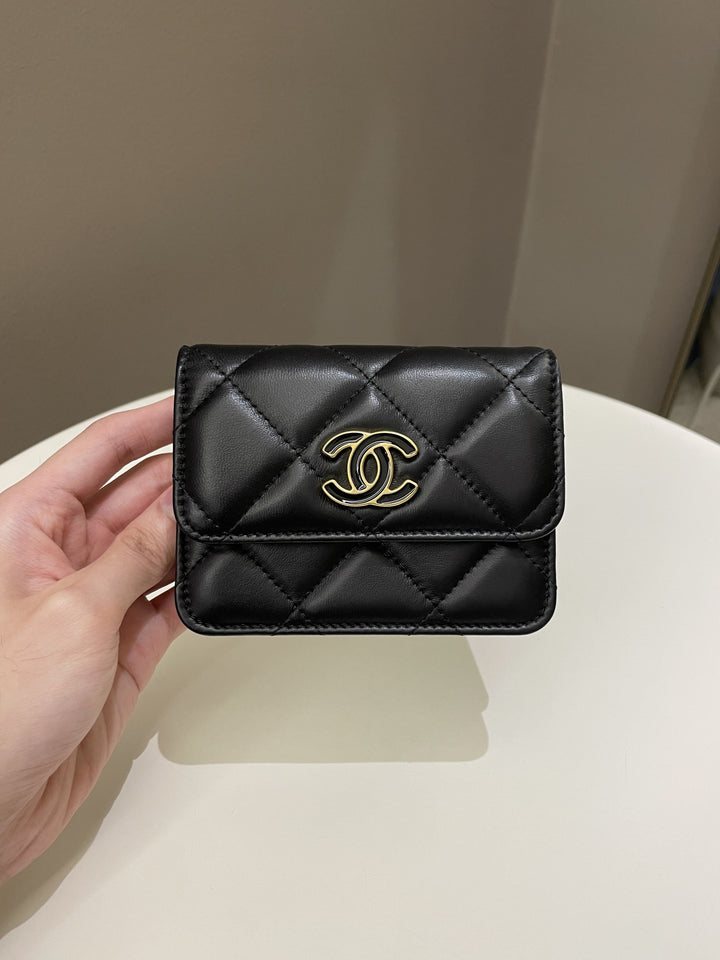 Chanel 22P Pending Belt Clutch Chain Black Lambskin