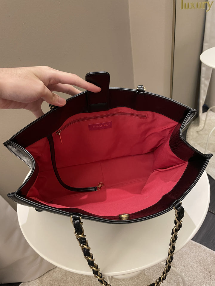 Chanel Timeless CC Shoulder Tote Black Aged Calfskin