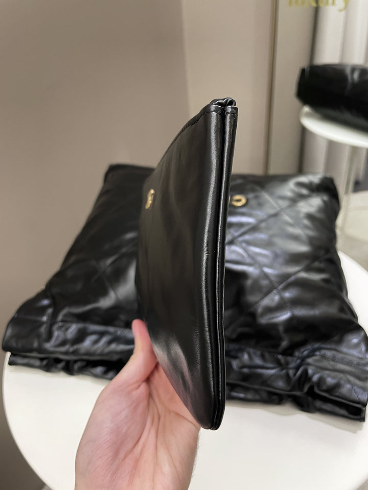 Chanel 22 Medium Black Calfskin