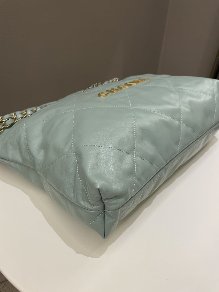 Chanel 22 Medium Tiffany Mint Calfskin