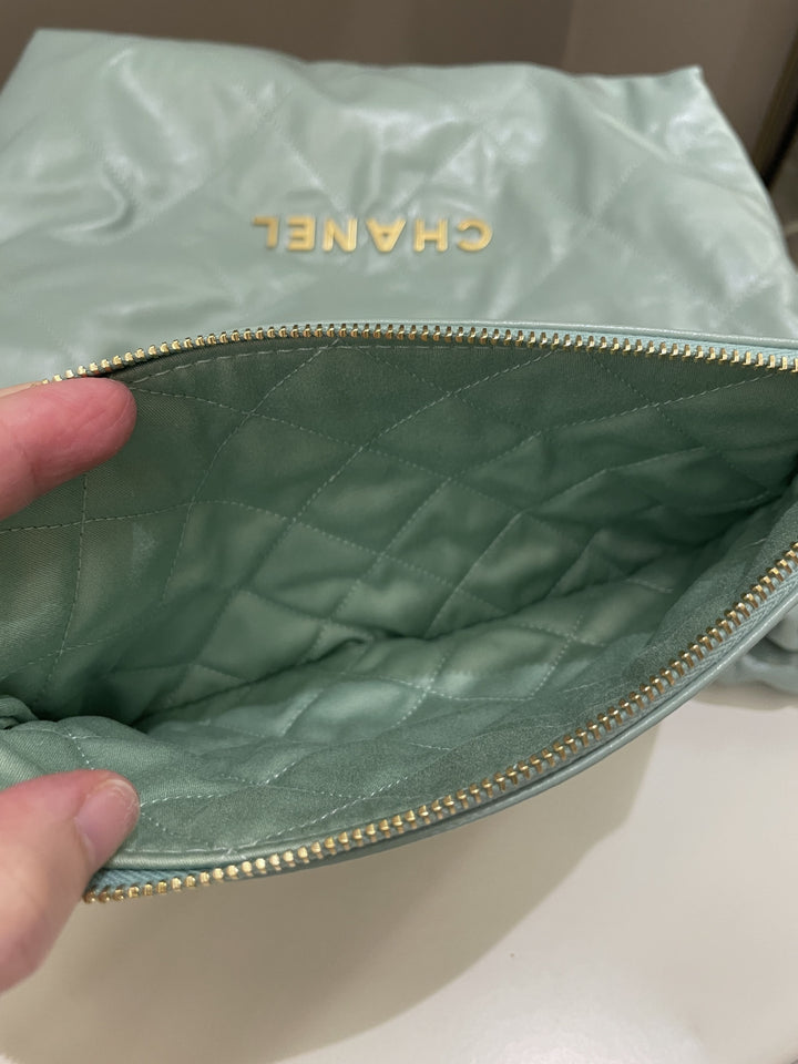 Chanel 22 Medium Tiffany Mint Calfskin